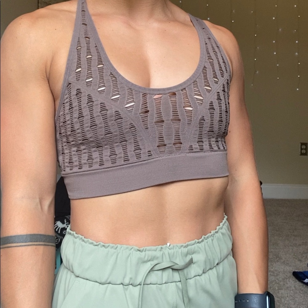 Victoria Sport mesh sports bra